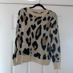 Leopard Print Size Medium Sweater